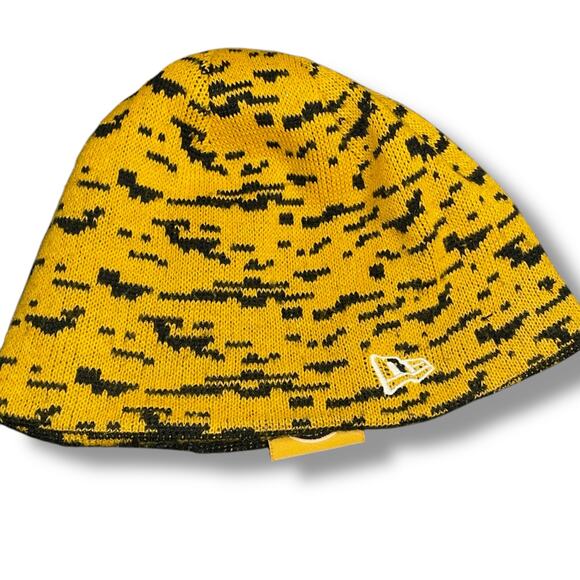 Boston Bruins New Era NHL Beanie Hat Cap Skull Knit Reversible Hockey OS Black - Picture 6 of 12